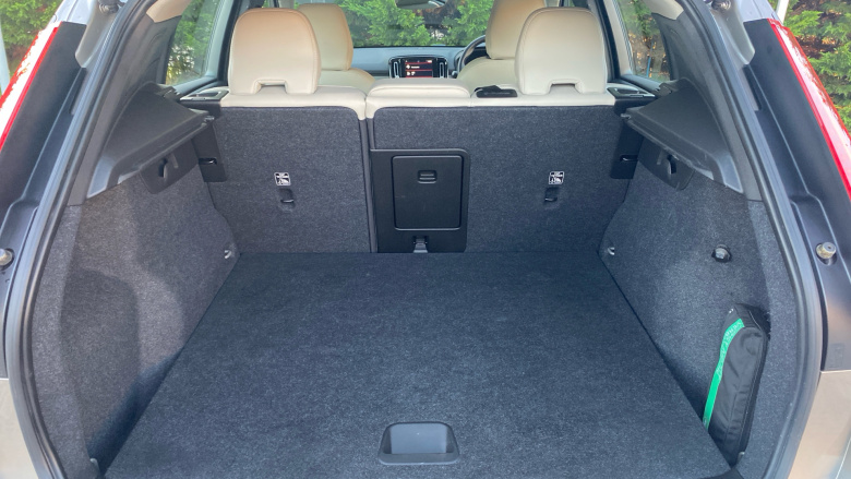 Volvo Xc40 1.5 T5 Recharge PHEV Inscription Pro 5dr Auto Estate